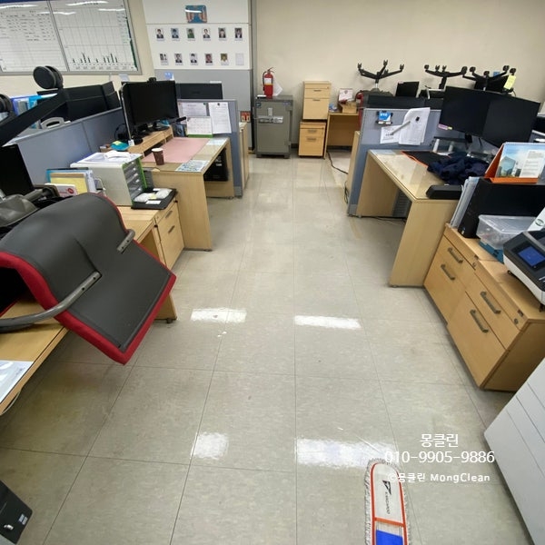 일산 김포 파주 고양 향동 바닥청소 바닥왁스코팅 작업방법은?