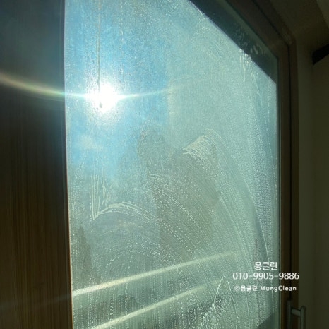 서울 마포 은평 강서 여의도 유리창 본드제거 작업방법은?